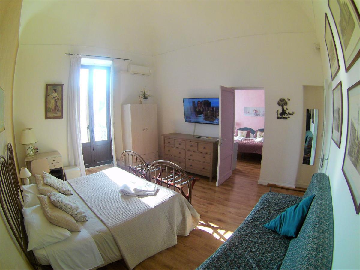 Duomo Sant'Agata Apartment كاتانيا المظهر الخارجي الصورة